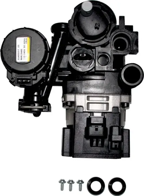 Rücklaufblock aus Kunststoff der Hydraulikgruppe mit mehreren Anschlüssen und O-Ringen, geeignet für Systeme der Marke Wolf. Enthalten sind Schrauben zur Montage.